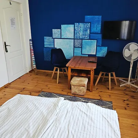 Homestay Pod 4 *